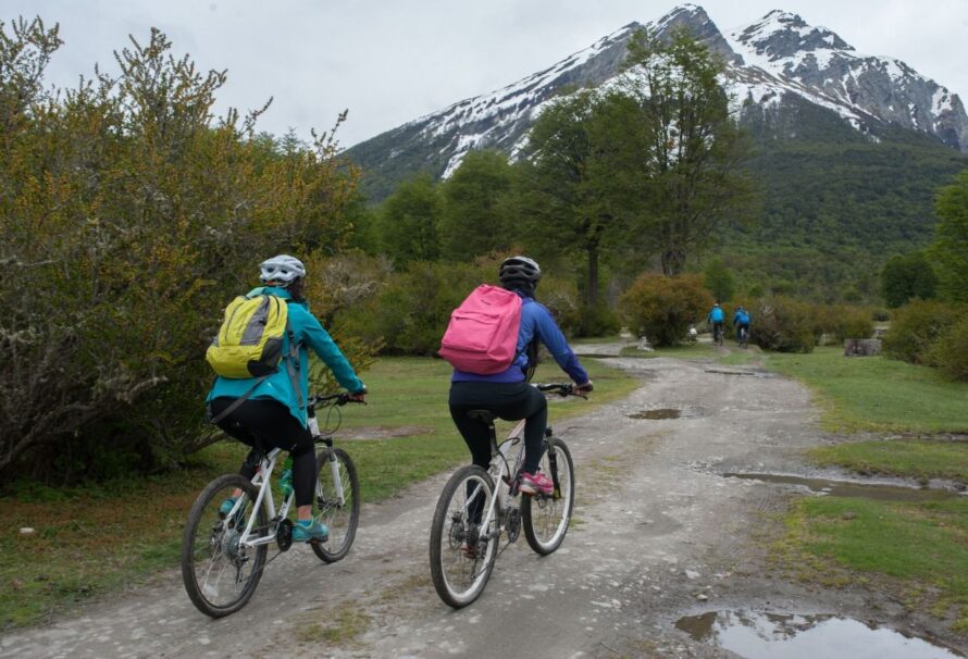 «Conociendo Tierra del Fuego en bicicleta»