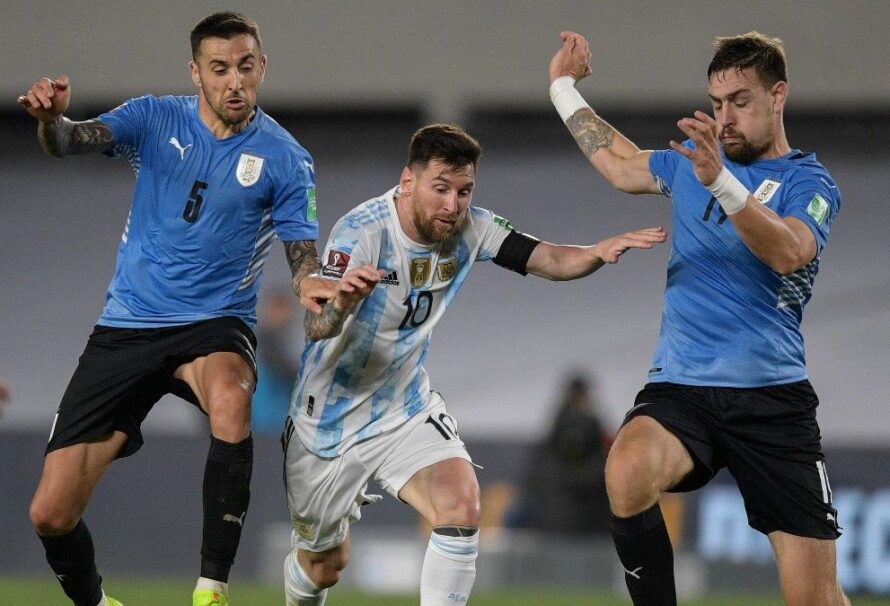 Argentina goleó a Uruguay y está cada vez más cerca de Qatar 2022