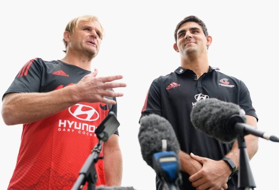 Pablo Matera fue presentado en Crusaders