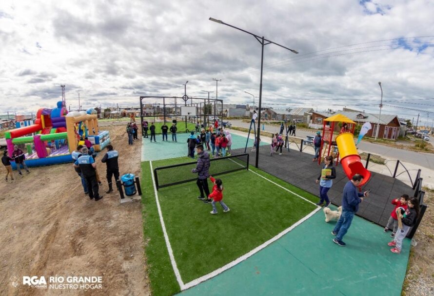 Río Grande inauguró un nuevo Playón Deportivo