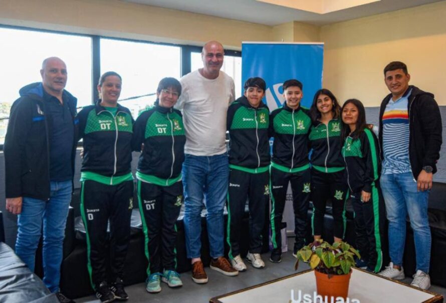 Jugadoras de Futsal de Ushuaia se incorporaron a Ferrocarril Oeste