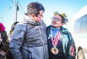 Tolhuin recibió al campeón mundial de Powerlifting Jonatan Barros