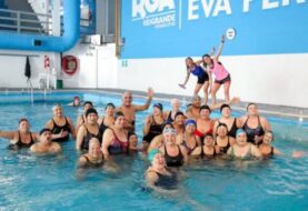 Más de 7000 vecinos y vecinas realizan actividades en el natatorio Eva Perón