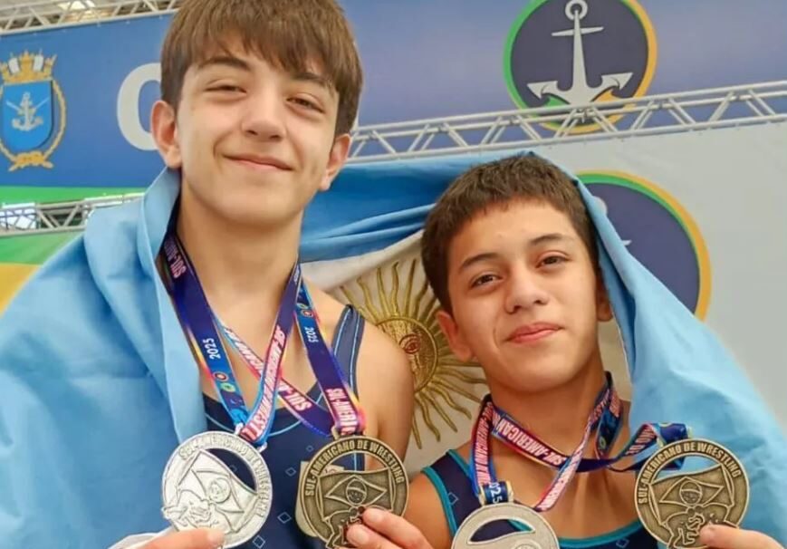 Cuatro medallas para Tierra del Fuego en el Campeonato Sudamericano U15 de Lucha Olímpica
